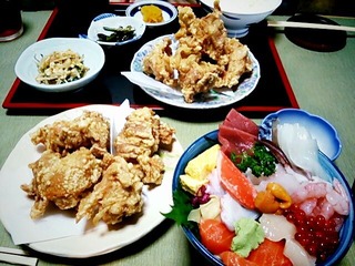 ザンギ(鶏唐揚)と海鮮丼