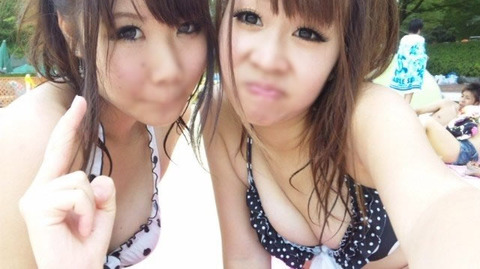 これ下着じゃないの!? 最近の水着は下着みたいなデザインがあるんだね