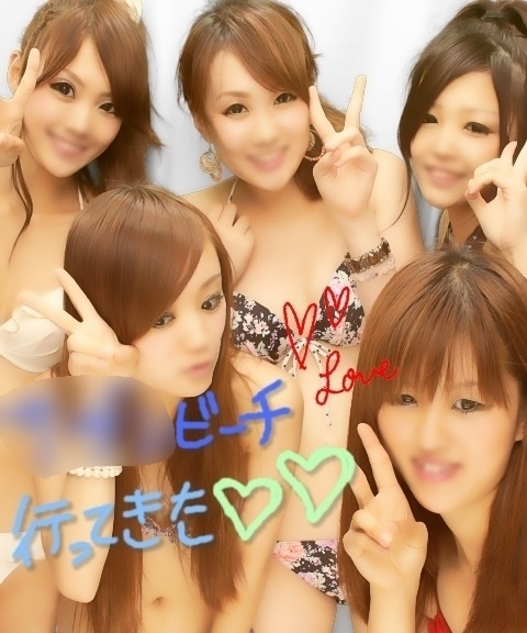 これはムラムラする! エロいプリクラ撮ったら何故だか色んな人に見られちゃった…。
