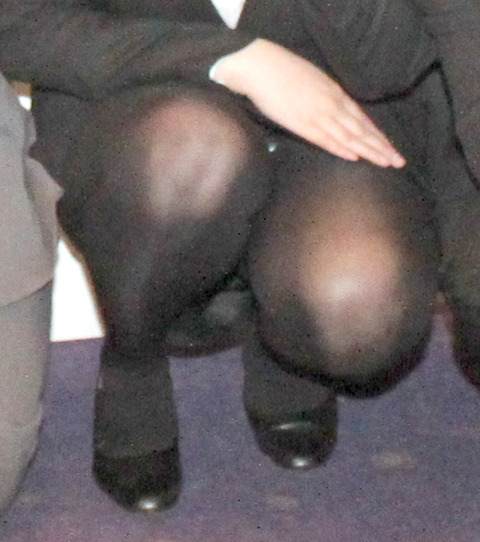 集合写真見てたら前列の女の子がパンチラしてそうだったから拡大してみた結果・・・ 【Part.2】