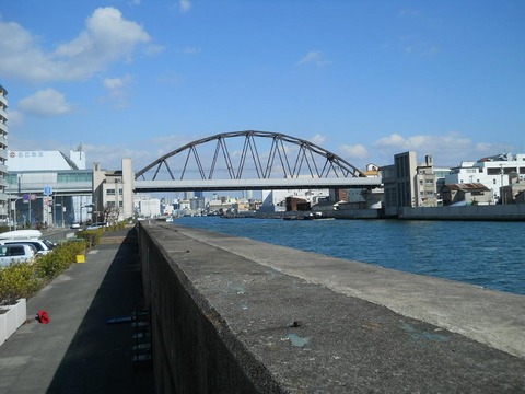 安治川全景