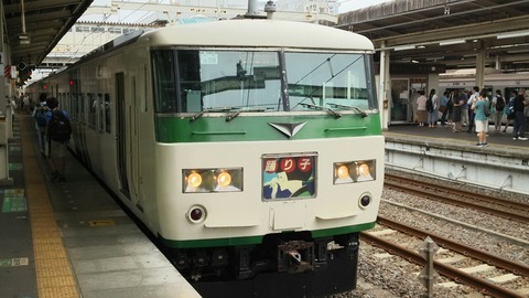 21eeb9fb-s.jpg