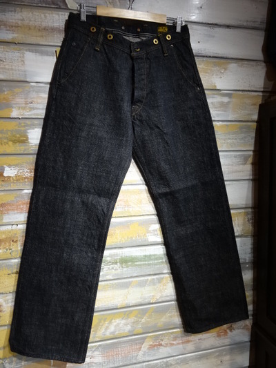 b62c3452-s.jpg b62c3452-s.jpg