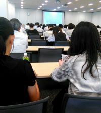 講演