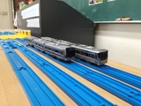405635