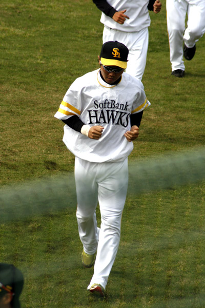 中村三男