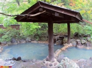 男性露天「あかげら」