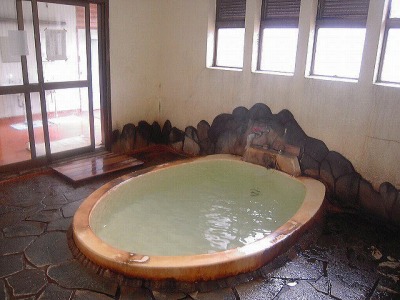 女性浴槽