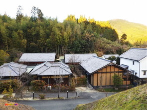 山懐の宿一木一草