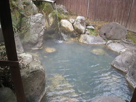 男性露天