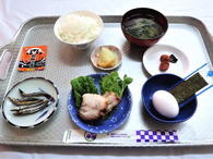 朝食