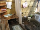 左側の部屋 浴室