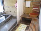 真ん中の部屋浴室