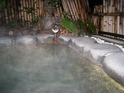 男性露天 湯口