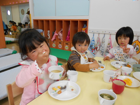 子どもの日給食姿5