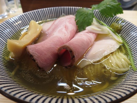 くろ松 アップ