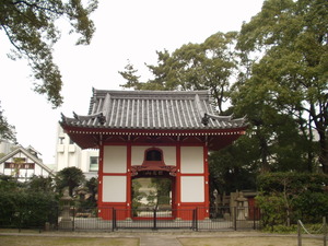 海清寺山門