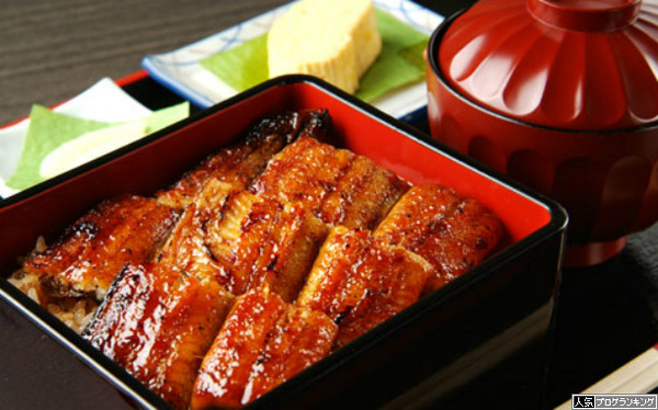 「うな重食いたいけど3000円か、俺には手が出ないな……」