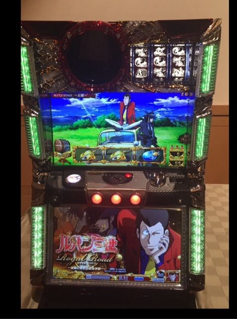 ルパン三世ロイヤルロード 筐体