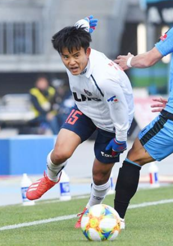 サッカー