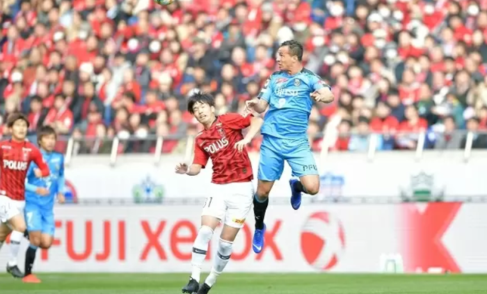 サッカー