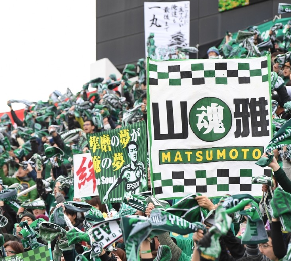 サッカー