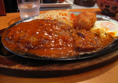 NEW BURGのハンバーグ