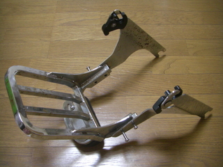 ハーレーダビッドソンのデタッチャブルシーシーバー錆