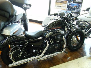 ハーレーXL1200X48 2011年モデル