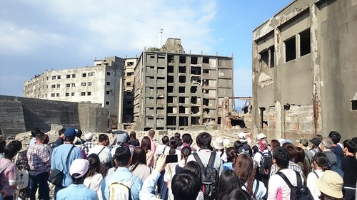 軍艦島 軍艦島上陸クルーズ
