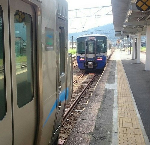 あいの風とやま鉄道 泊駅