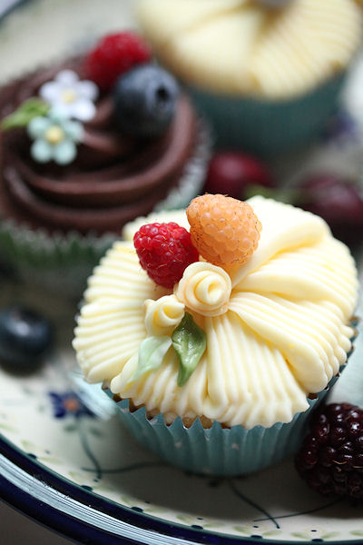 lemony-cupcakes5.jpg