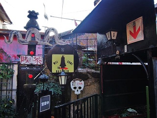 6669941_2064156327_33large.jpg