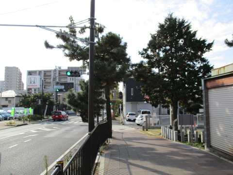 187二ッ家稲荷神社・庚申供養塔1