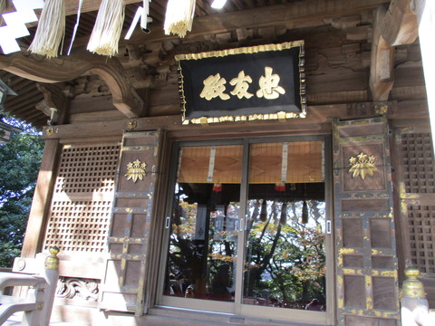 142拝殿5
