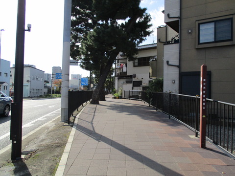 181一里塚跡2