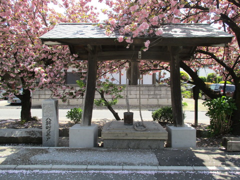76八軒町の井戸1
