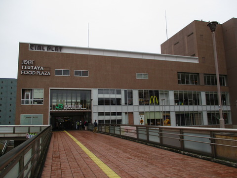 02東神奈川駅