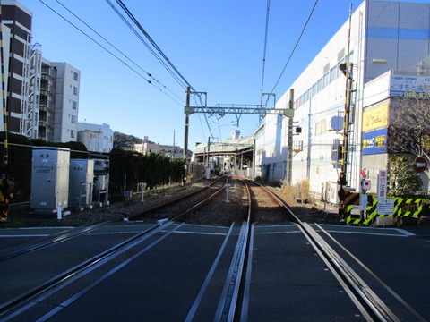 05踏切3