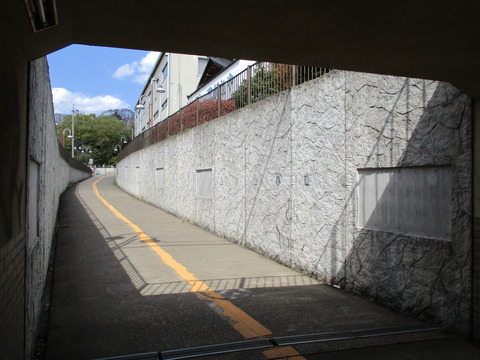 184地下道2
