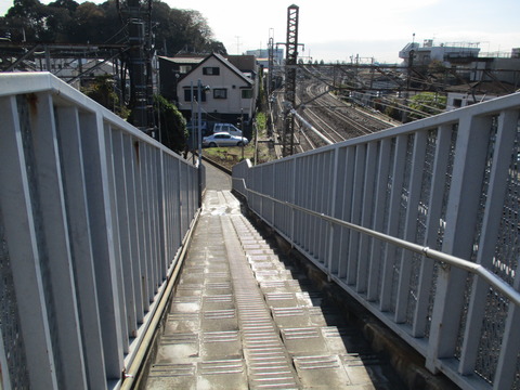 130歩道橋6