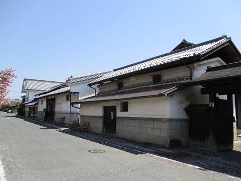 71土蔵造りの家並み1