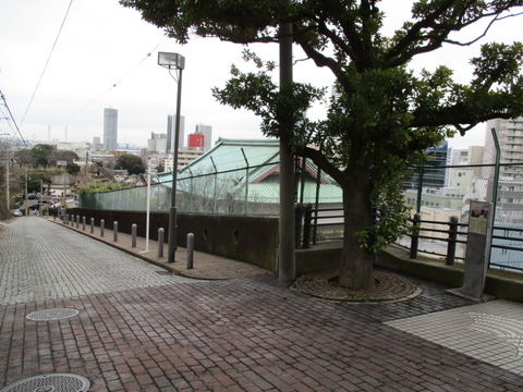 146鉄道の開通と埋立1