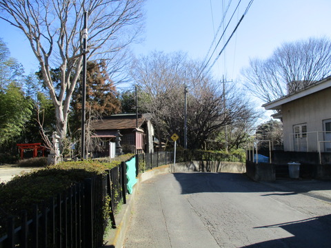 73下館城跡横の下り坂