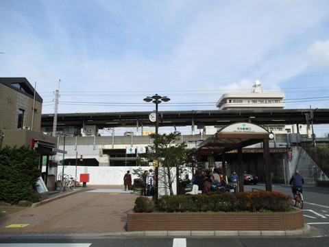 03平井駅南口