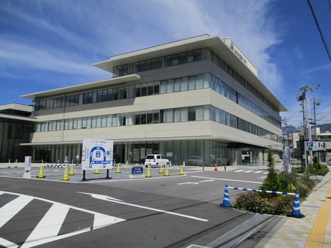 38小諸市役所