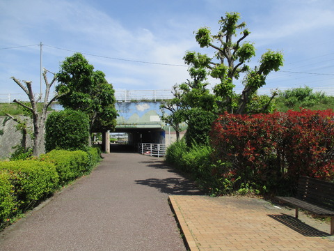 77トンネル1