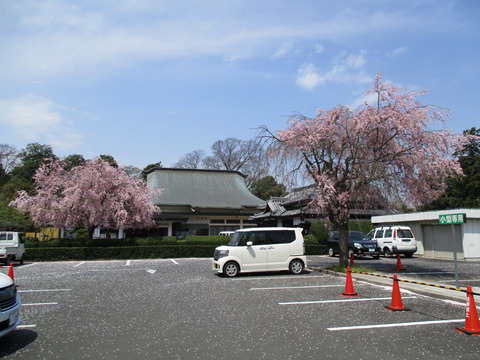 70須賀神社会館2