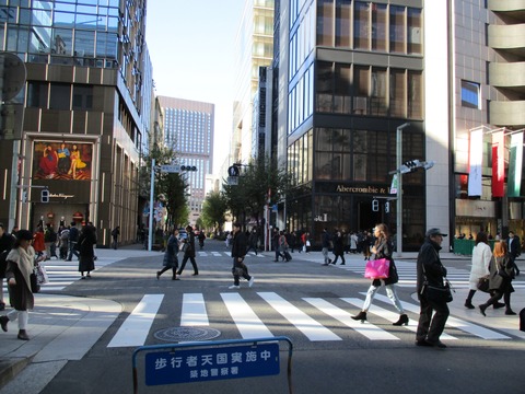 14銀座六丁目交差点1
