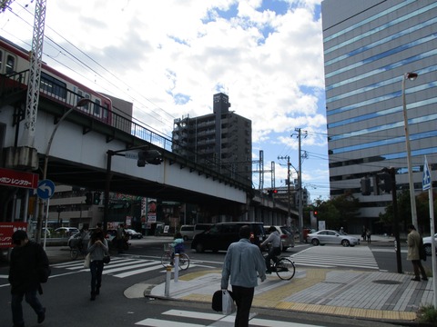 04京急高架沿い